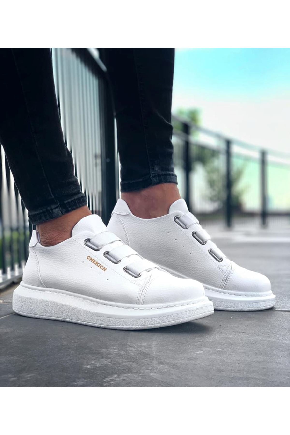 Casual Classic Sneakers